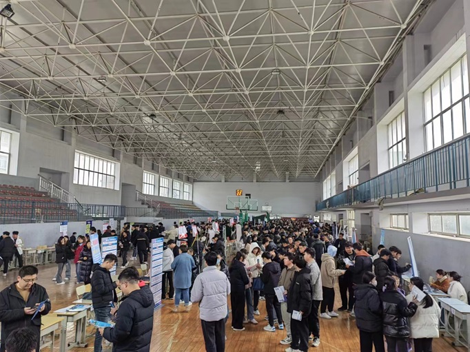 齐鲁人才网:“德州科技职业学院（青岛基地）2024年春季校园双选会”圆满举办