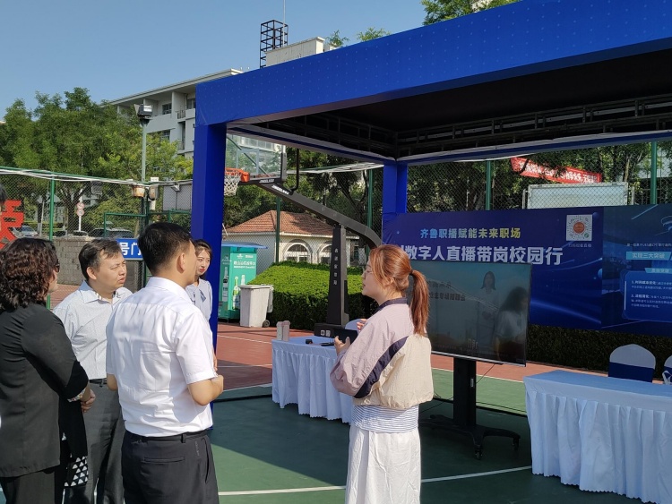 齐鲁人才网:青岛科技大学2025届毕业生离校前专场招聘会圆满举办