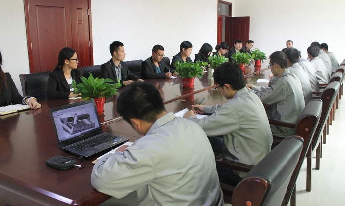 3楼会议室开会照片