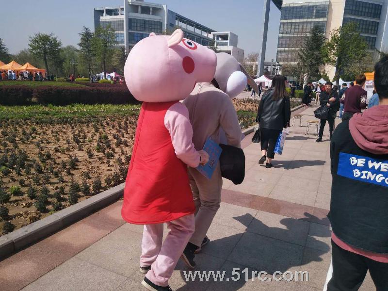 齐鲁工业大学校园双选会火热进行中！