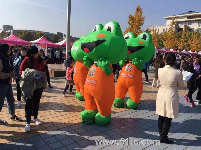 11月3日，齐鲁人才网“秋招校园行”走进山东中医药大学！