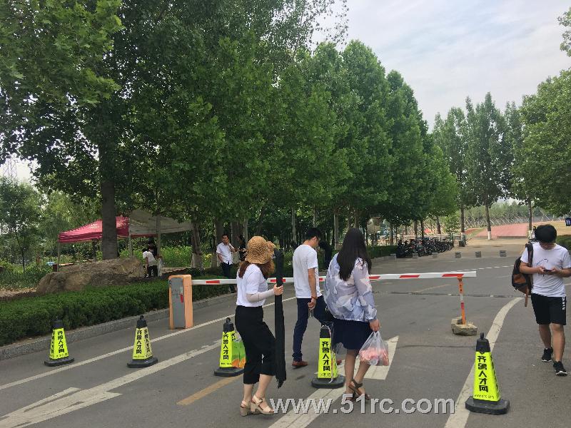 6月13日，泰山职业技术学院2019年度毕业生双选会火热举行！