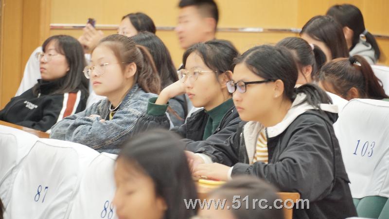 《HR眼中的简历与面试》——齐鲁人才网吕主任走进聊城大学