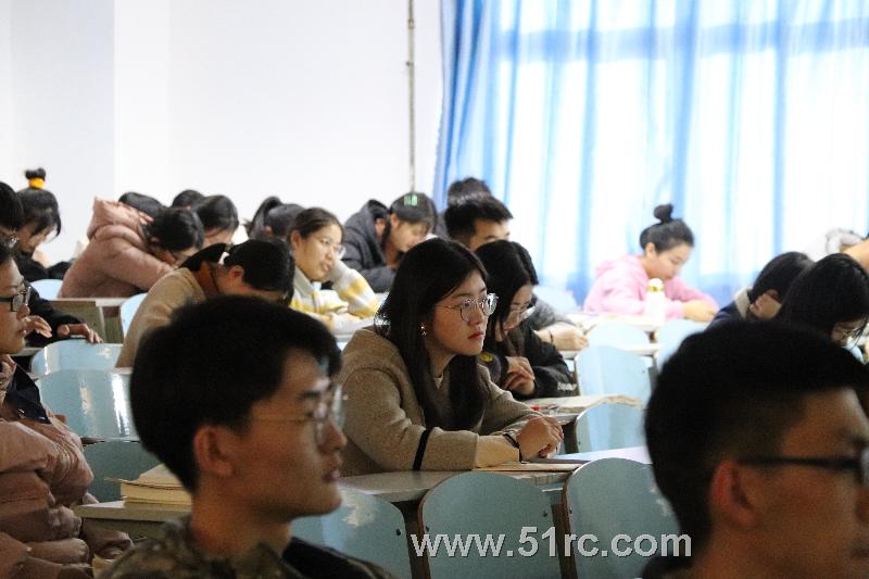 《大数据解读山东就业形势》——齐鲁人才研究院吕主任走进枣庄学院